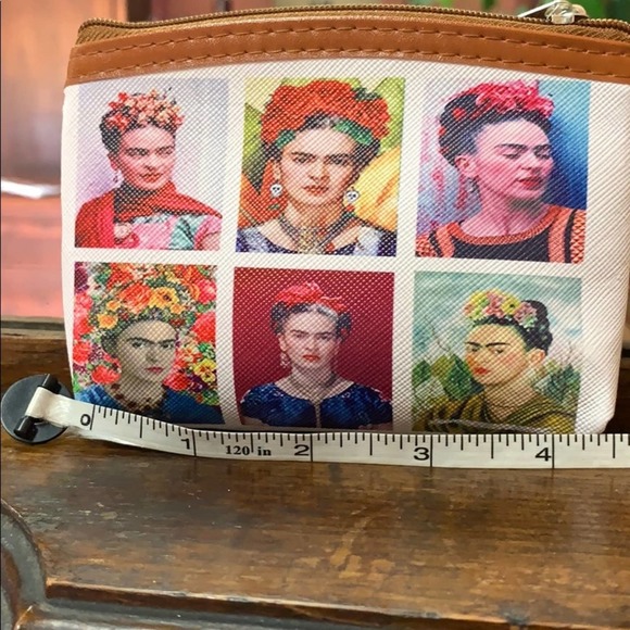 Frida Coin Purse with Keychain - Picture 2 of 6